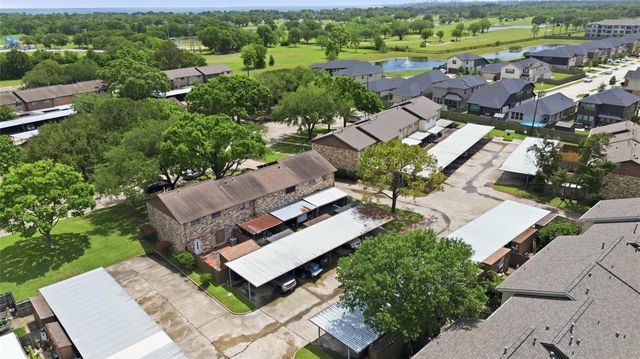 1508 S 8th Street, La Porte, TX 77571