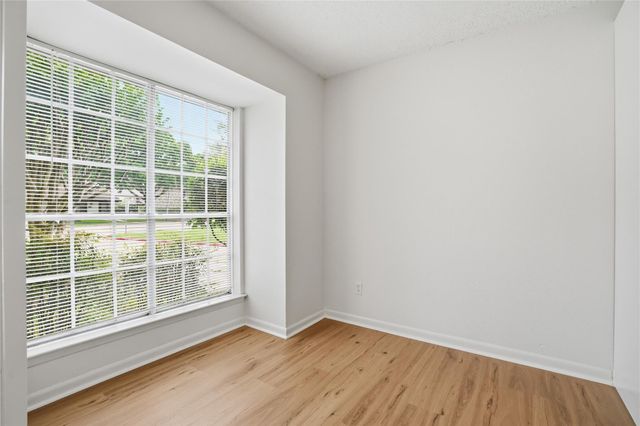 1508 S 8th Street, La Porte, TX 77571