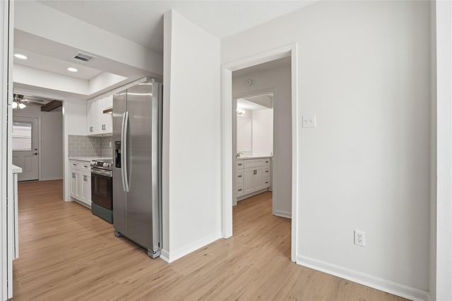 1508 S 8th Street, La Porte, TX 77571