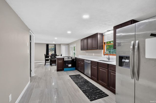 2901 S River Road, West Lafayette, IN 47909