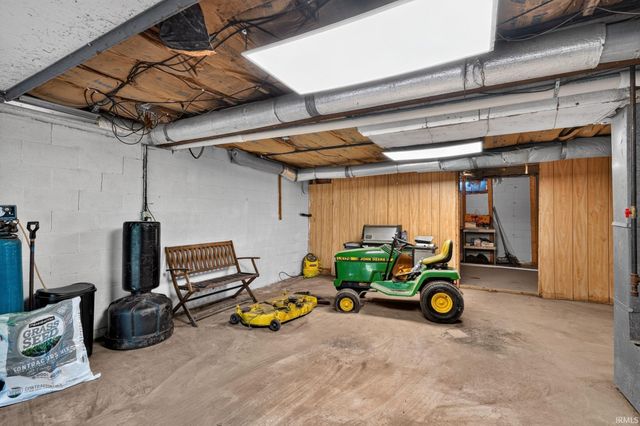 2901 S River Road, West Lafayette, IN 47909