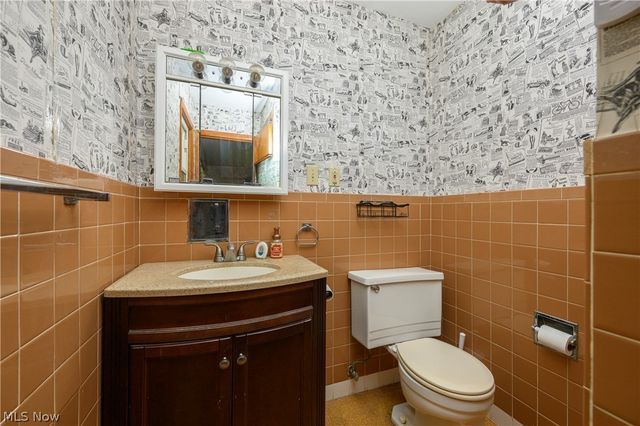 1279 Chippewa Avenue, Akron, OH 44305