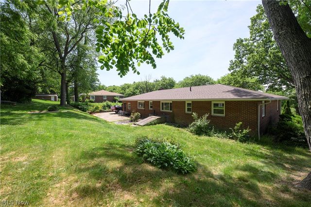 1279 Chippewa Avenue, Akron, OH 44305