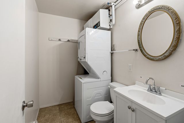 71 Park Lane B, White Rock, NM 87547