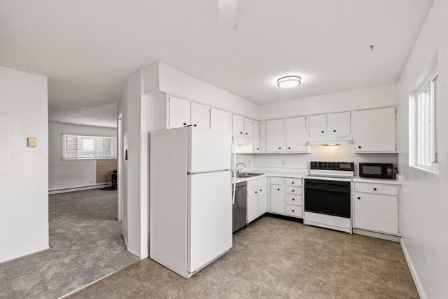 71 Park Lane B, White Rock, NM 87547