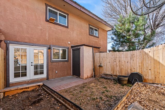 71 Park Lane B, White Rock, NM 87547