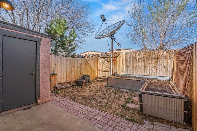 71 Park Lane B, White Rock, NM 87547