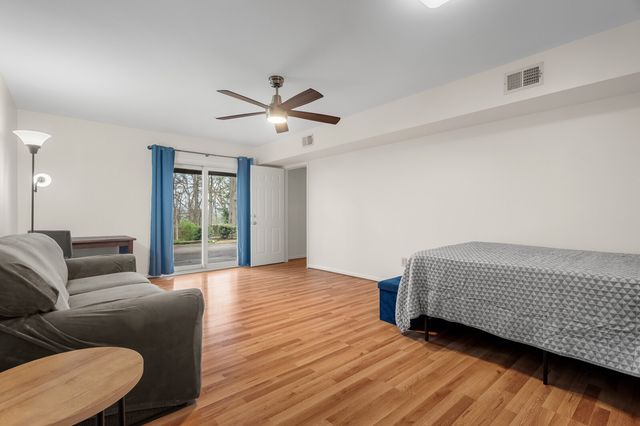 323 Autumn Chase Dr, Nashville, TN 37214