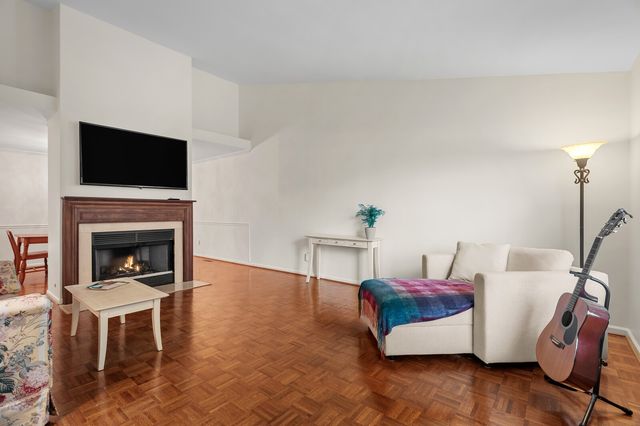 323 Autumn Chase Dr, Nashville, TN 37214