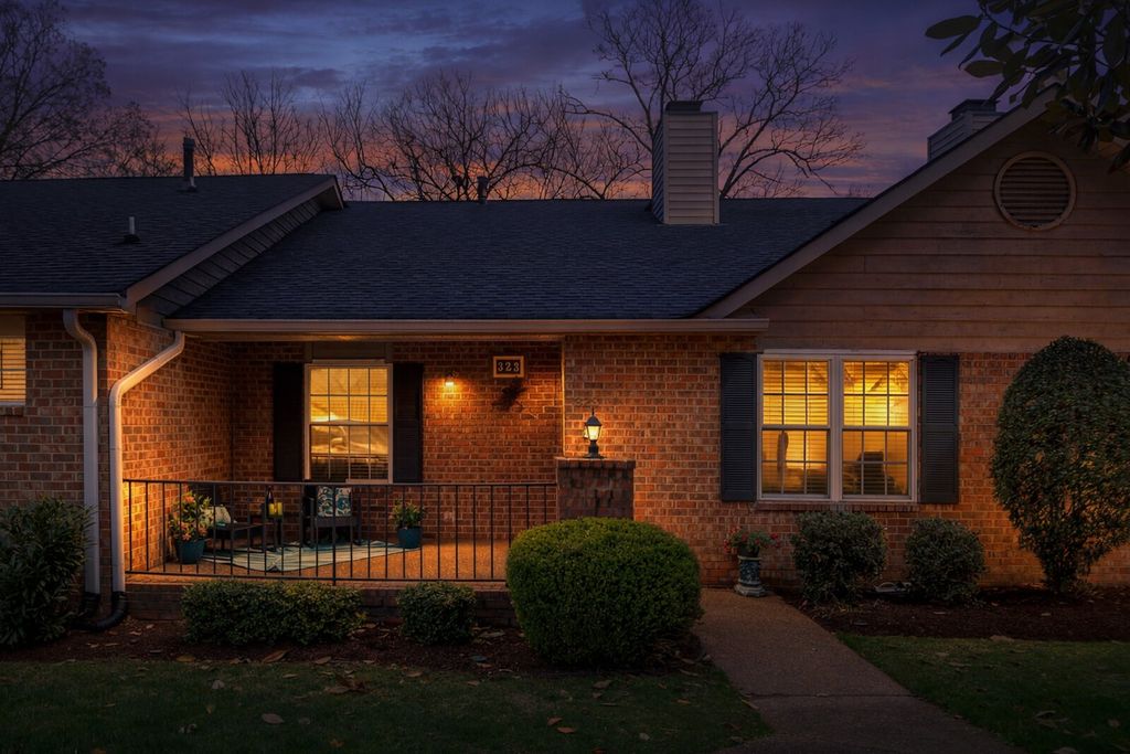 323 Autumn Chase Dr, Nashville, TN 37214