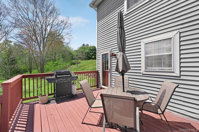 319 Reservoir Road, Middletown, NY 10940