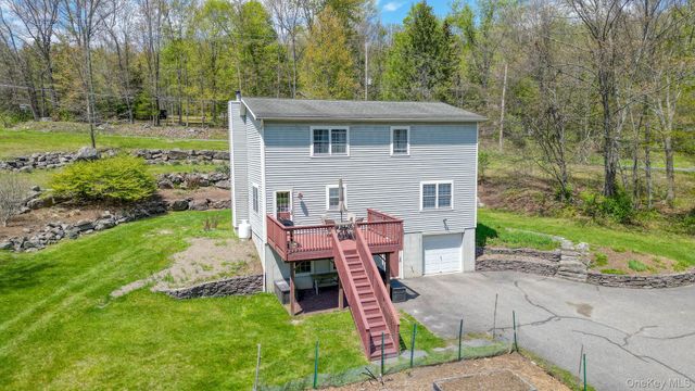 319 Reservoir Road, Middletown, NY 10940