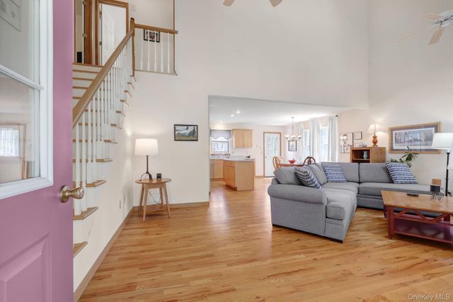 319 Reservoir Road, Middletown, NY 10940