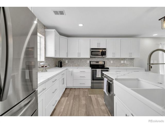 3855 Beechwood Lane, Johnstown, CO 80534