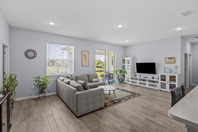 2063 SE South Buttonwood Drive, Port St. Lucie, FL 34952
