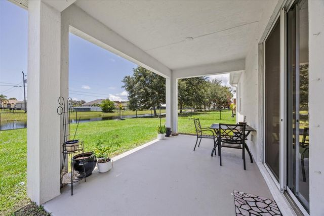 2063 SE South Buttonwood Drive, Port St. Lucie, FL 34952