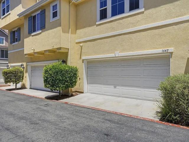 1645 Burr Oak Pl, Chula Vista, CA 91915