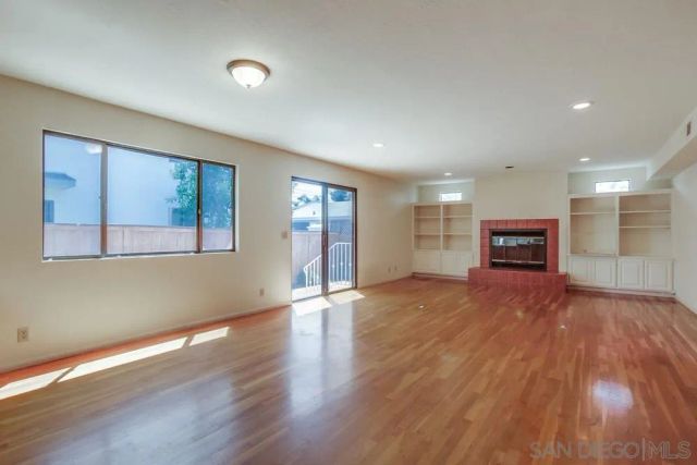 349 G, Coronado, CA 92118