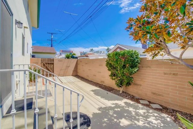 349 G, Coronado, CA 92118