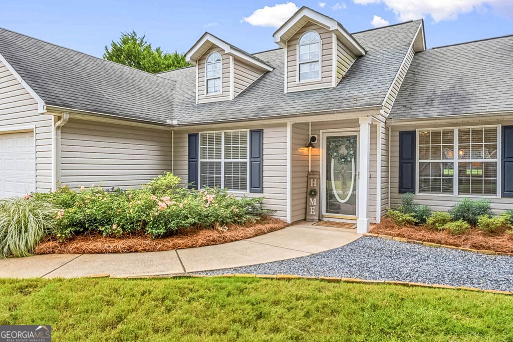 2042 Big Cypress Lane, Locust Grove, GA 30248 — photo 4