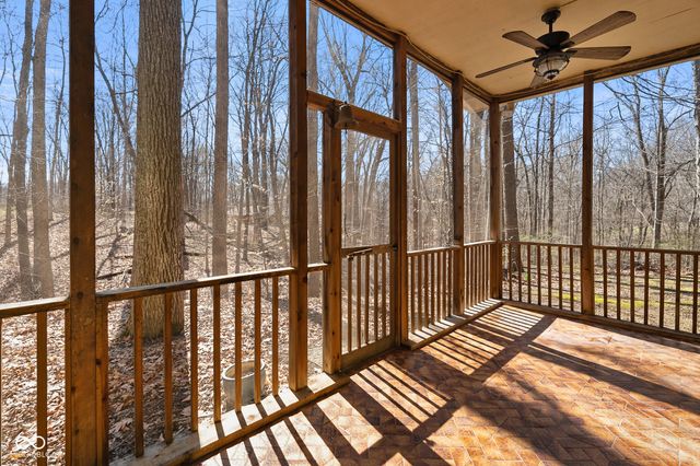 9852 N Woodland Drive, Mooresville, IN 46158