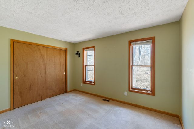 9852 N Woodland Drive, Mooresville, IN 46158