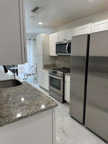 21866 Cypress Circle 31c, Boca Raton, FL 33433