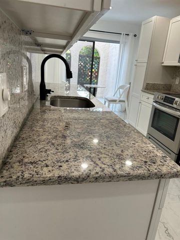 21866 Cypress Circle 31c, Boca Raton, FL 33433