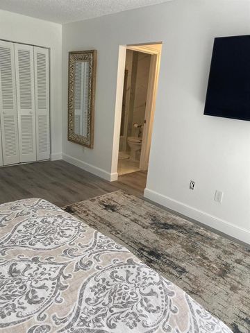 21866 Cypress Circle 31c, Boca Raton, FL 33433