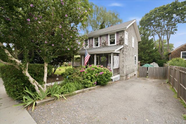 308 Monsell Place, Greenport, NY 11944