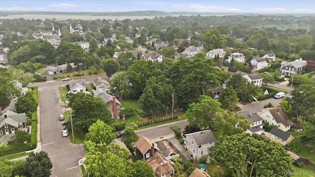 308 Monsell Place, Greenport, NY 11944