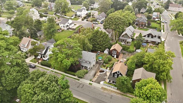 308 Monsell Place, Greenport, NY 11944