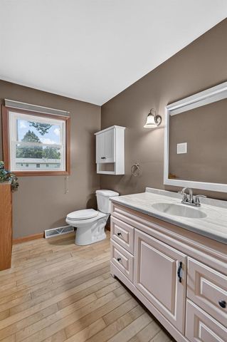 2206 Aspen Road, Madison, WI 53711