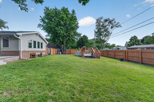 2206 Aspen Road, Madison, WI 53711