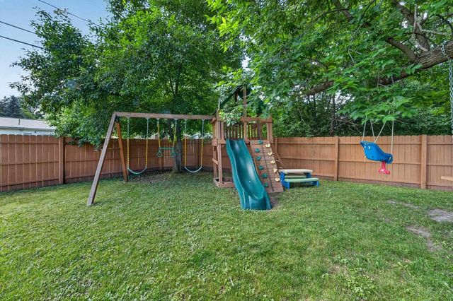 2206 Aspen Road, Madison, WI 53711