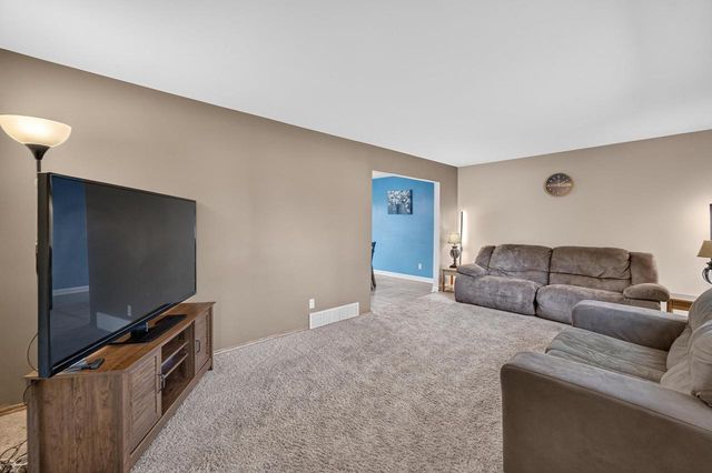 2206 Aspen Road, Madison, WI 53711