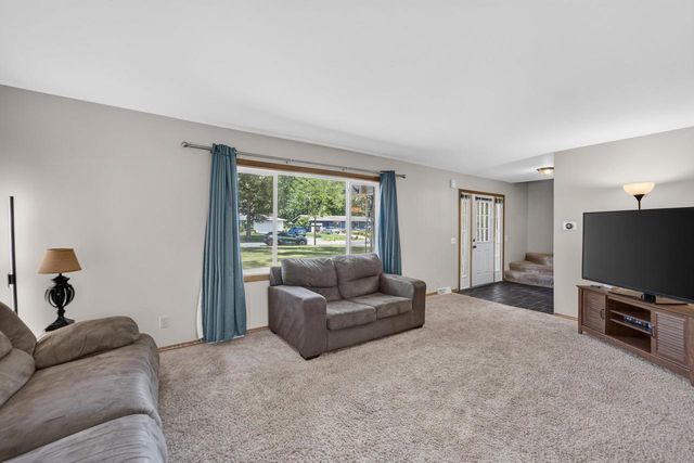 2206 Aspen Road, Madison, WI 53711