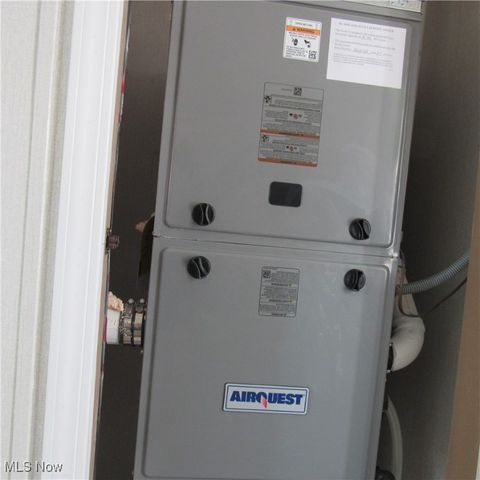 3785 S Main Street, Akron, OH 44319