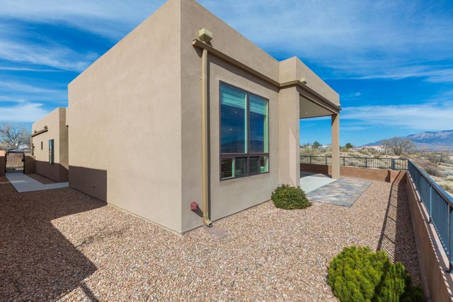 55 Mill Road NW, Albuquerque, NM 87120