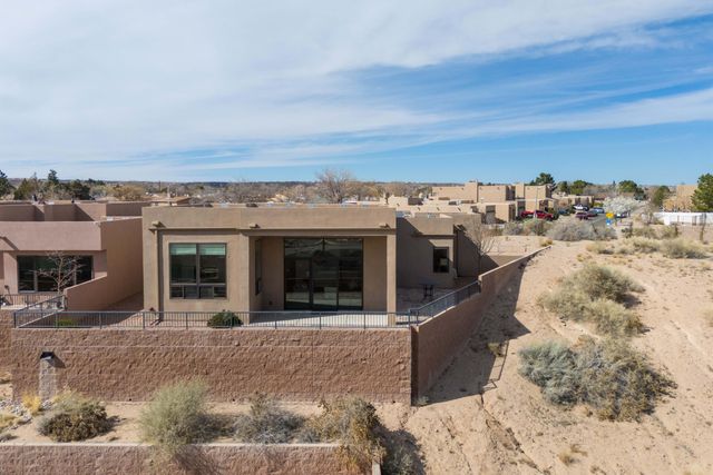 55 Mill Road NW, Albuquerque, NM 87120