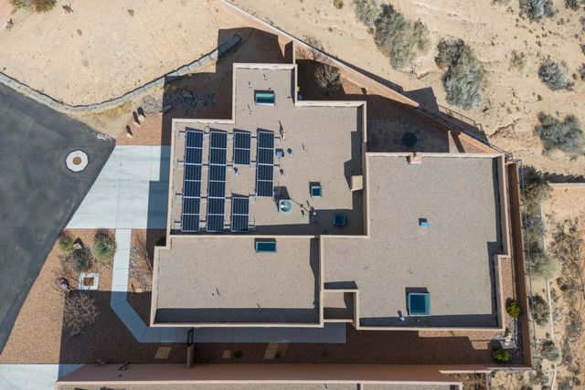 55 Mill Road NW, Albuquerque, NM 87120