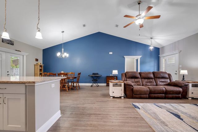 227 Linzy Store Road, Crawfordville, FL 32327