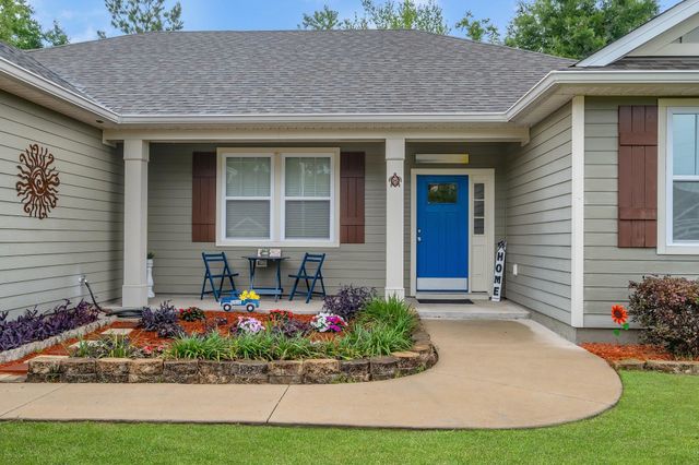 227 Linzy Store Road, Crawfordville, FL 32327