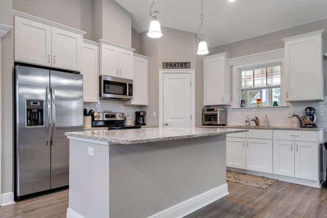 227 Linzy Store Road, Crawfordville, FL 32327