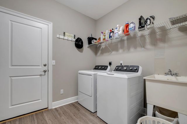 227 Linzy Store Road, Crawfordville, FL 32327