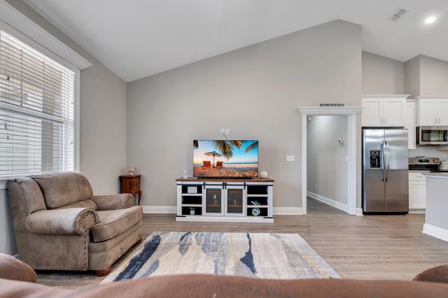 227 Linzy Store Road, Crawfordville, FL 32327