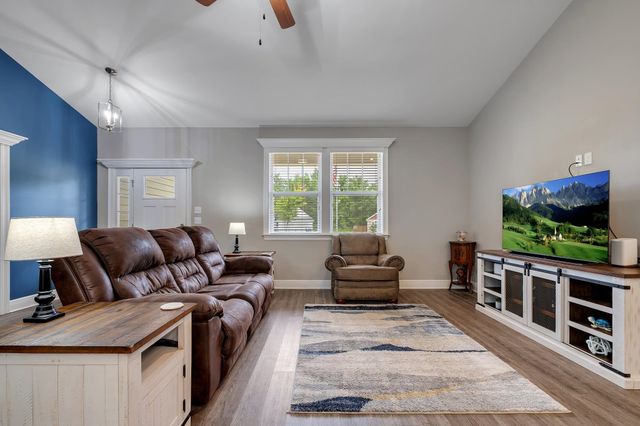 227 Linzy Store Road, Crawfordville, FL 32327