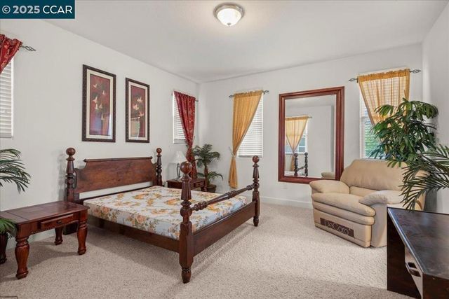 2003 De Anza Ln, Hercules, CA 94547