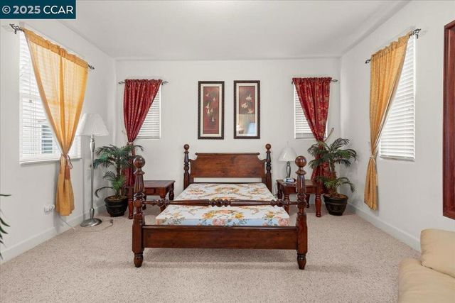 2003 De Anza Ln, Hercules, CA 94547