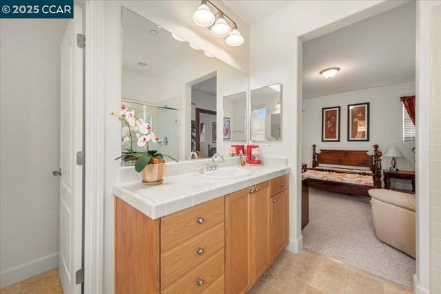 2003 De Anza Ln, Hercules, CA 94547